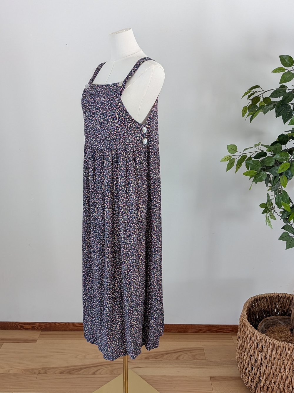 Vintage Christopher & Banks Apron Dress Floral - 6 - Picture 2 of 10
